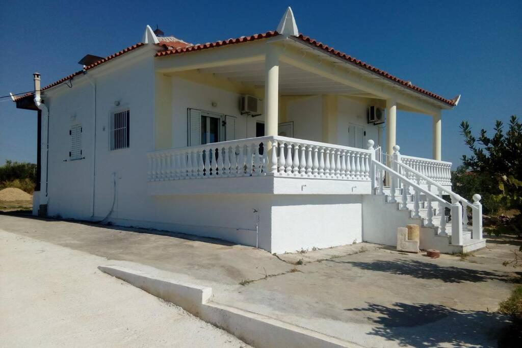 Marinis House *